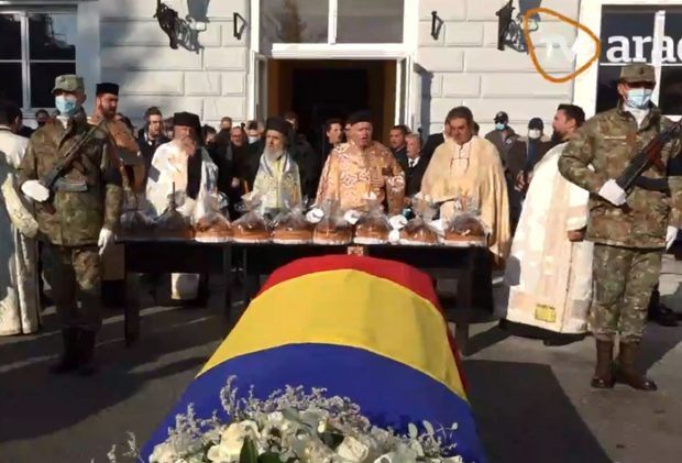 Benone Sinulescu, condus pe ultimul drum, la Arad, cu onoruri militare