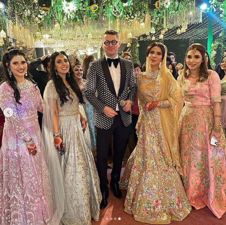 Câți bani primește Adrian Sînă pentru a susține evenimentele din India: Detalii despre onorariu și extravaganta nunților de trei zile 12 adrian sina nunta in pakistan 4
