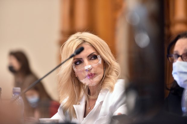 Toți oamenii Laurei Vicol. Cine este noua șefă a Comisiei juridice din Camera Deputaților și de ce funcția e atât de importantă