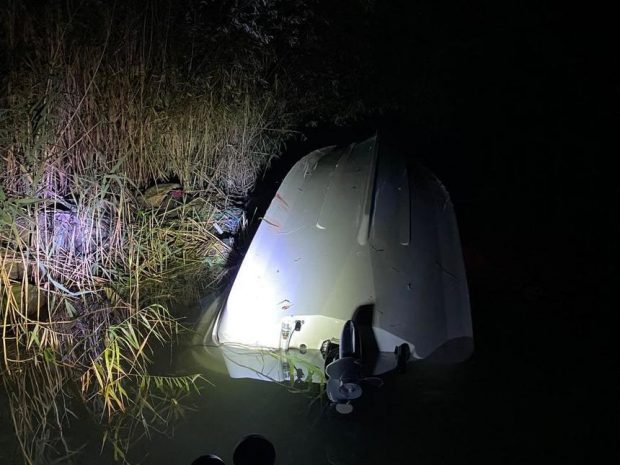 Ambarcațiune cu patru pasageri la bord, răsturnată în Delta Dunării. Coducătorul bărcii era băut