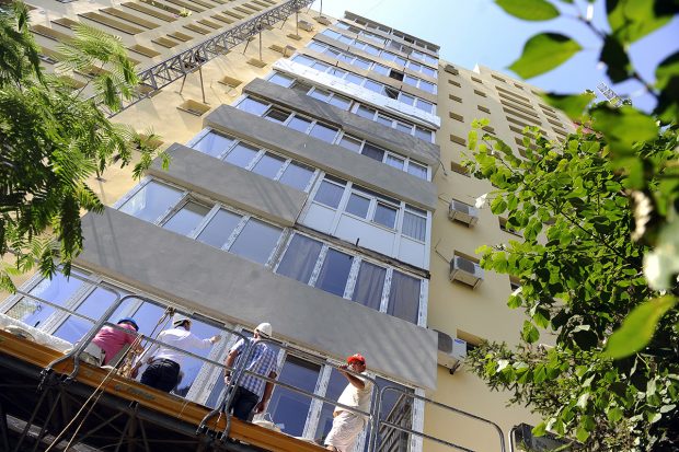 Casele noastre, tot mai mici. Cine e de vină pentru apartamentele înghesuite și aglomerarea urbană din București