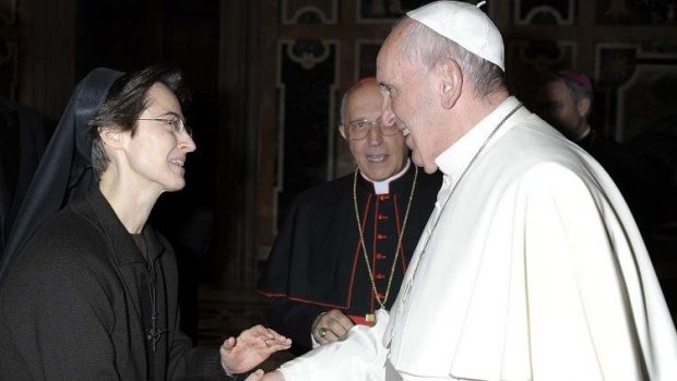 Călugărița franciscană Raffaela Petrini, prima femeie numită la conducerea guvernoratului Vaticanului