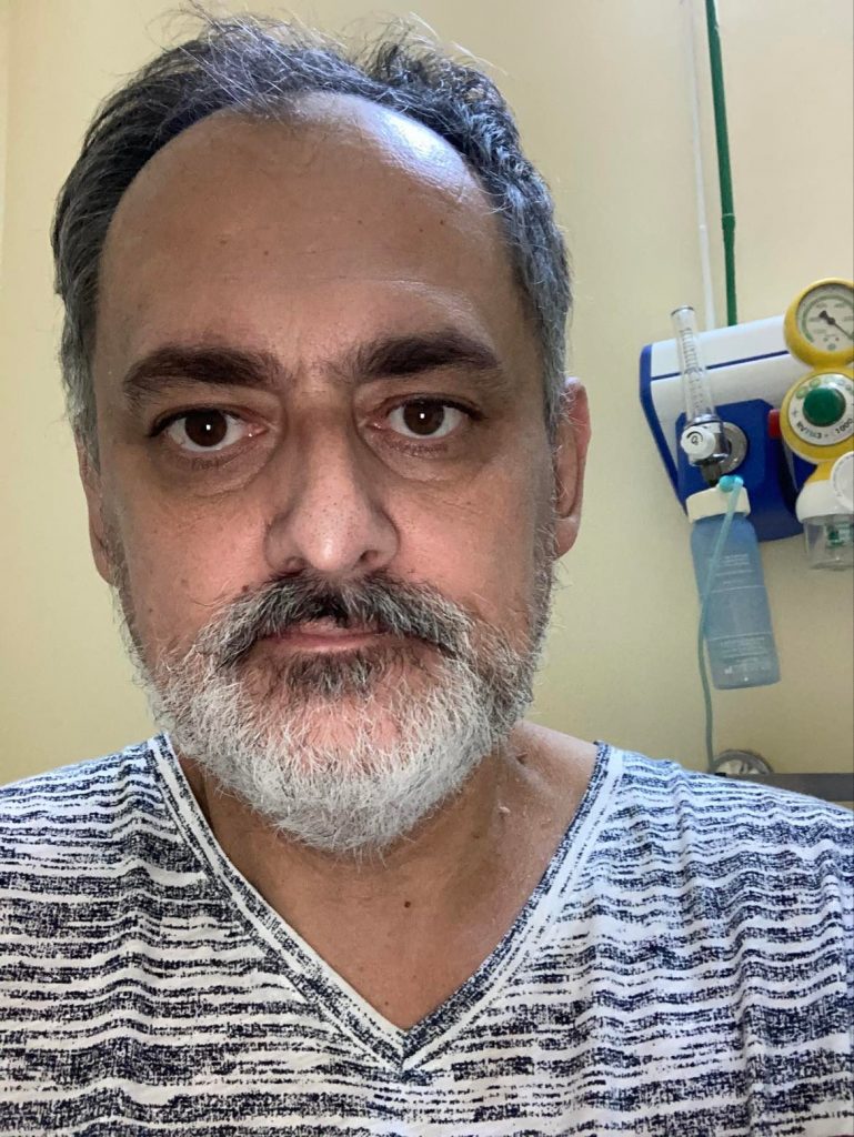 Mărturiile pacienților care au ajuns la ATI: „Nu mai simți nimic și ai impresia că te lupți în van. Oamenii, de frică, își smulg măștile”