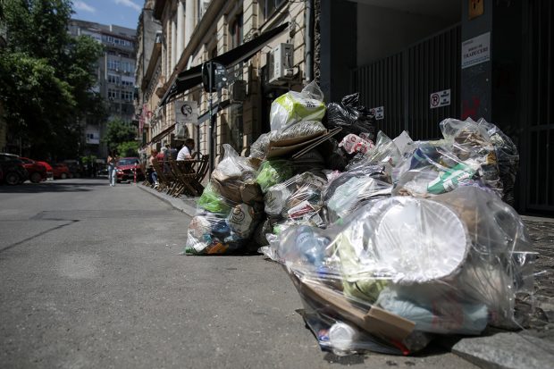 Ce face aplicația de reducere la restaurantele și supermarketurile Capitalei