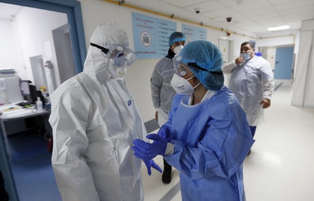 Câți medici și asistenți români au murit de COVID-19 de la începutul pandemiei