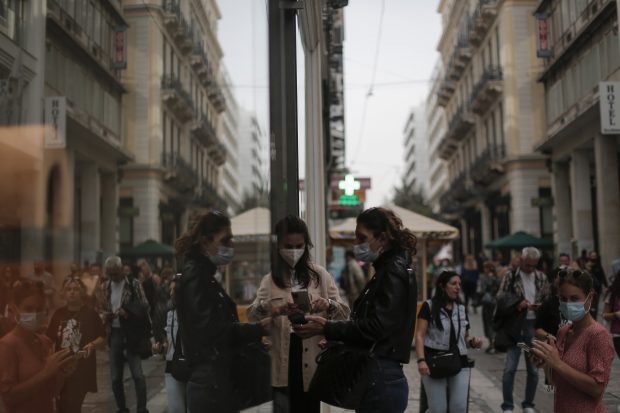 Grecia, cel mai mare număr de cazuri zilnice de la începutul pandemiei: peste 8.000 de infectări în ultimele 24 de ore