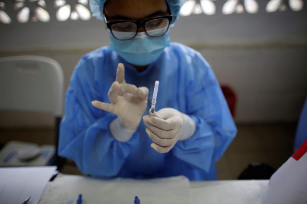 Varianta Delta reduce la 40% eficienţa vaccinurilor împotriva transmiterii COVID, anunță OMS