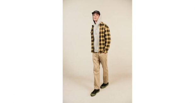 Levi’s transformă confortul în prioritate alături de XX Chino EZ pentru Toamna/Iarna 2021