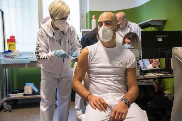 Medic italian: „Situația COVID din România este disperată și riscă să fie un pericol și pentru Italia”