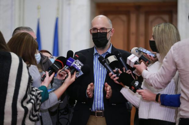 Kelemen Hunor, despre testarea gratuită: „Nu poţi să aştepţi totul de la stat, pe gratis”