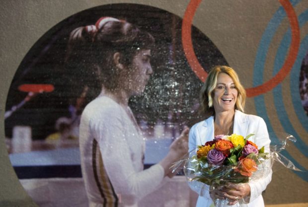 Nadia Comăneci împlinește azi 60 de ani. Povestea „zeiței de la Montreal”,  care a scris istorie pentru România