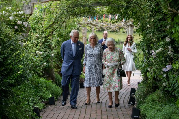 Camilla va deveni regină consoartă când soțul ei, Prinţului Charles, va fi rege. Anunțul Elisabetei a II-a