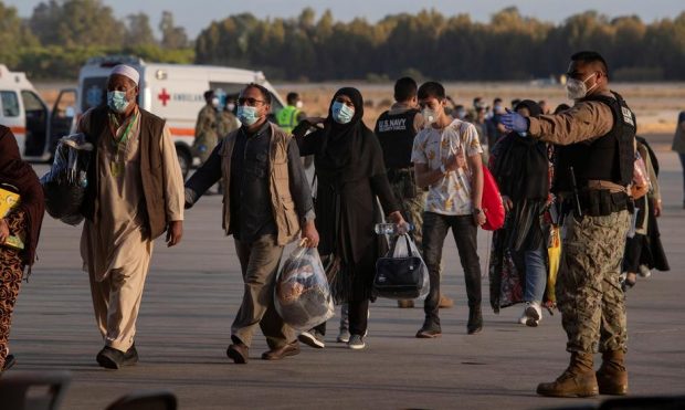 Viața unui tânăr afgan într-un centru de refugiați din România: „Toaletele sunt cu adevărat groaznice. Vreau ca aceste lucruri să se știe”