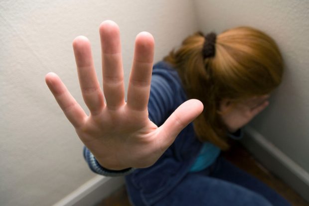 Româncă lăsată fără vârful nasului de fostul soț, care a mușcat-o furios că femeia nu a vrut să se mai culce încă o dată cu el