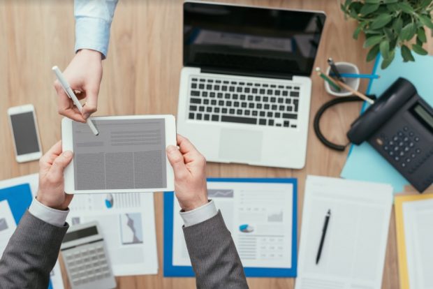 Măsurile eficiente la care pot apela companiile ca să își sporească productivitatea