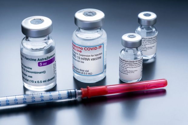 GRAFIC. Care dintre vaccinurile anti-COVID este cel mai eficient în fața variantei Delta
