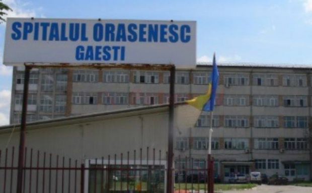 Gărzi cu un singur medic la 100 de pacienți la spitalul COVID din Găești. Conducerea strânge bani din donații pentru medicamente