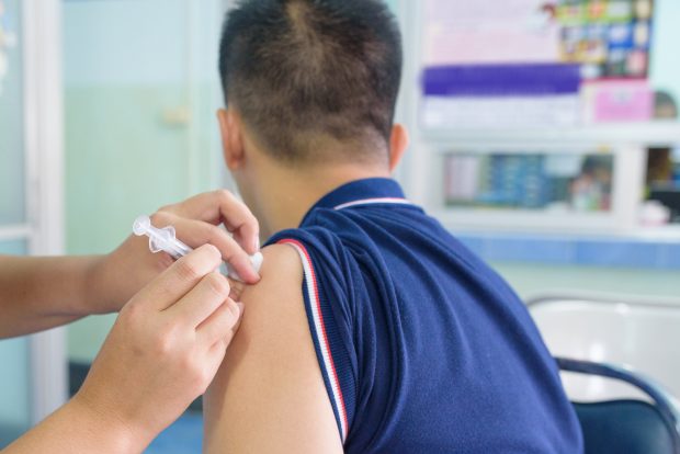 Pacienții cu HIV/SIDA, victime ale dezinformării privind vaccinul. „Inclusiv unii medici au transmis informații false”