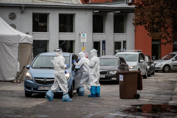 OMS, „extrem de îngrijorată” de creșterea numărului de cazuri COVID în Europa