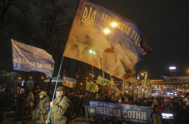 Confruntări între poliție și protestatari în Kiev, la manifestația care a marcat 8 ani de la Euromaidan