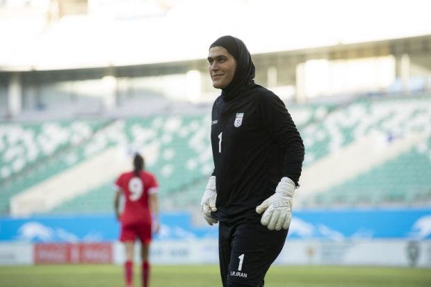 Portărița Iranului pe care Federația de fotbal din Iordania o acuză că este bărbat: „Asta este bullying”