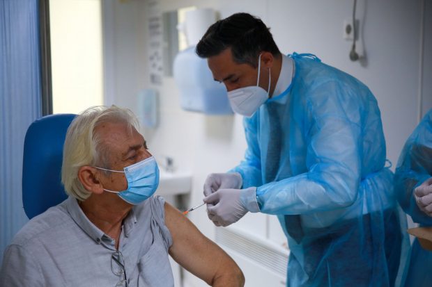 Comitetul de Vaccinare, mesaj la final de 2021: Lăsăm în urmă un an în care am pierdut aproape 43.000 de români din cauza COVID