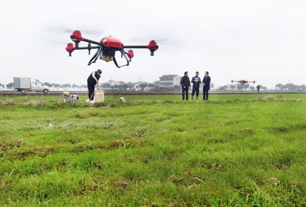 Ce înseamnă agricultură digitală? Și de ce a apărut fondatorul Alibaba în vizită în sere din Europa