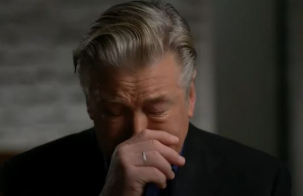 Alec Baldwin recunoaște că i s-ar putea încheia cariera după tragedia de pe platoul de filmare