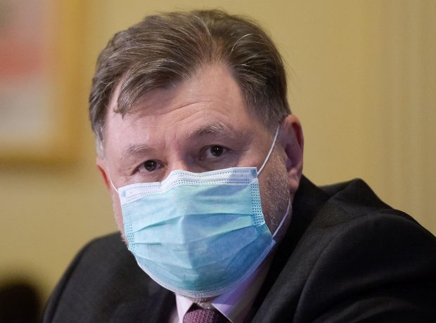 Alexandru Rafila, mesaj la început de an: „Primele luni se anunță dificile. Ne străduim să menținem școlile deschise”