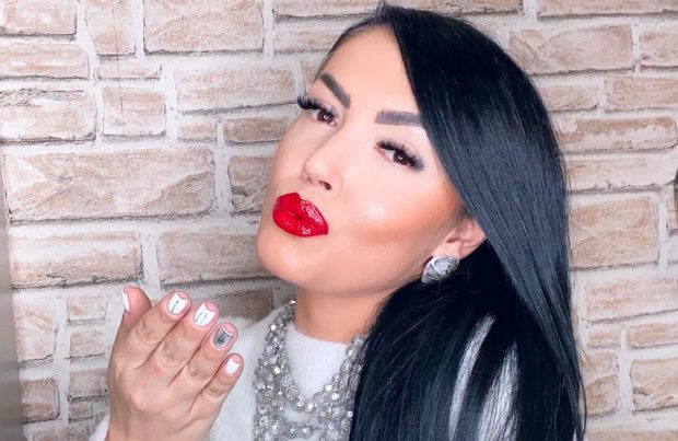 Boala de care suferă Andreea Mantea. Are un tratament pentru tot restul vieții: „Iau 10 pastile pe zi”