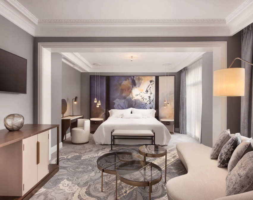 Magnat american, ucis și jefuit într-un hotel de lux de un român și de un marocan, în Spania