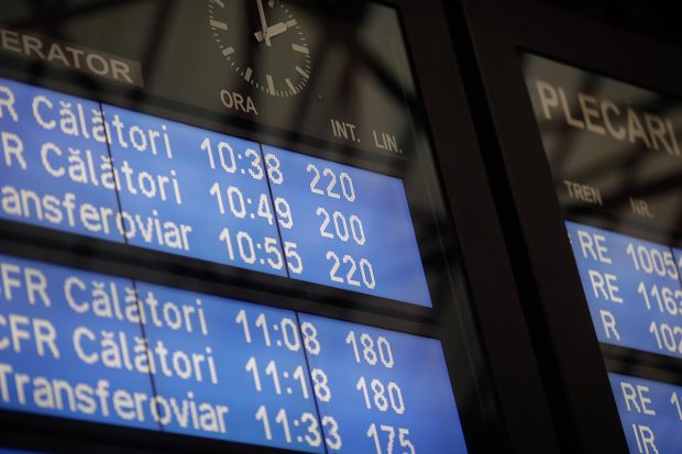 „Trenurile Zăpezii” vor porni spre stațiunile montane din 10 ianuarie. Ce reduceri oferă CFR Călători la prețul biletelor