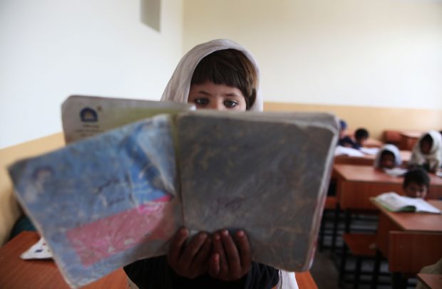 Noua viață în America a doi copii afgani care și-au pierdut mama într-un atac în vară din Kabul. „De ce ni s-a întâmplat nouă asta? Nu am făcut rău nimănui”