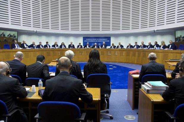Austria, condamnată la CEDO, după ce justiția austriacă a obligat o publicație să dezvăluie numele unor cititori anonimi, pentru a-i da în judecată