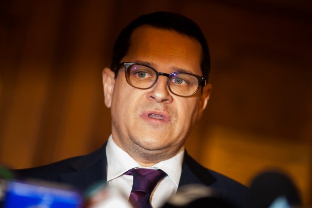 Șeful SRI, într-una din rarele intervenții publice: A fost o greșeală că Serviciul nu a predat arhiva fostei Securități în primii ani. Nu avem nimic de ascuns