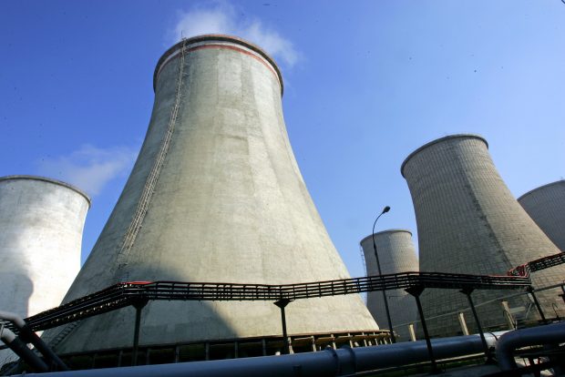 Grevă spontană la trei mari centrale termoelectrice din Capitală, în urma căreia angajații au obținut majorări salariale