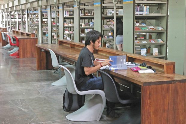 Studenții vor avea acces gratuit la toate bibliotecile universitare