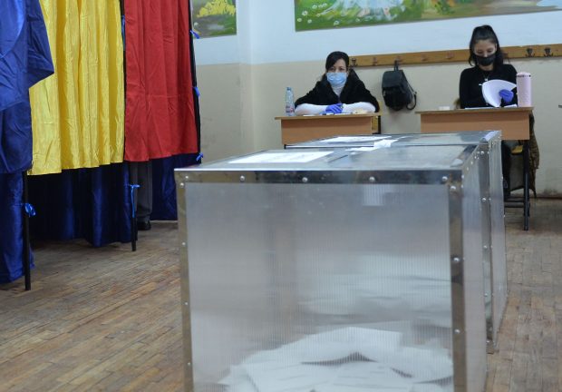 Politicienii spun lucruri negândite. De ce nu cred în ideea votului de la 16 ani