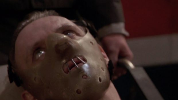Ucigașul în serie care a inspirat personajul Hannibal Lecter, ținut de 38 de ani într-un buncăr de sticlă dintr-o închisoare britanică