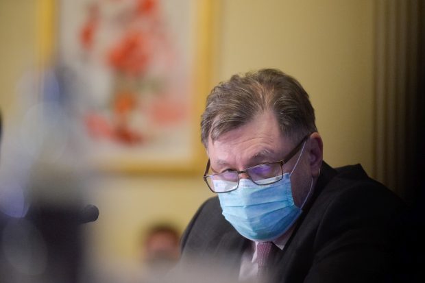 Alexandru Rafila nu exclude existența unui prim caz cu tulpina Omicron în România