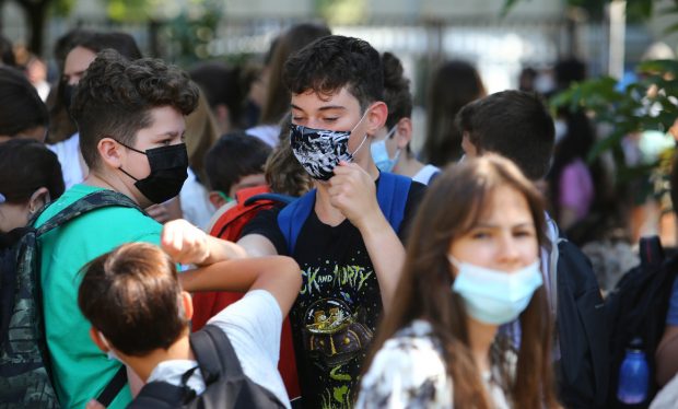 Închisoare și amenzi de zeci de mii de euro pentru combaterea bullyingului în școlile din Franța