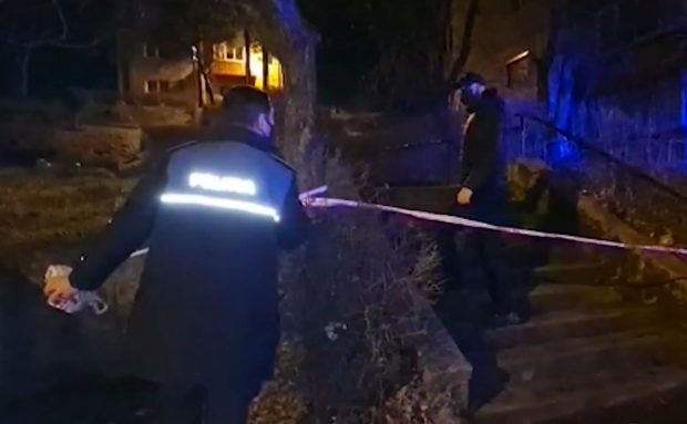 Tânără găsită împușcată în cap, într-un apartament din Brașov