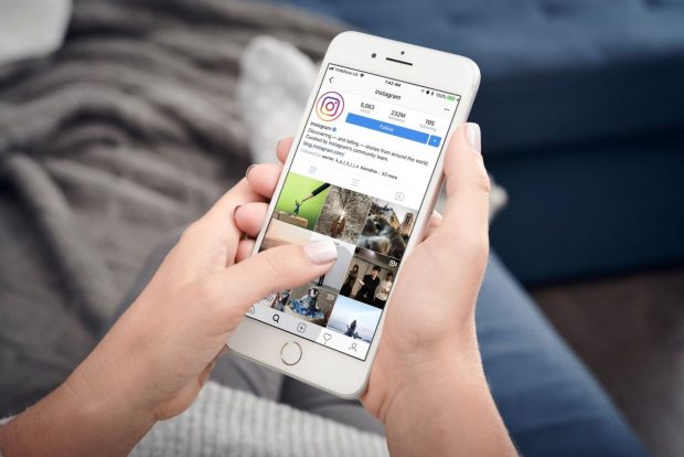 Cum poți să ascunzi statusul activ pe Instagram