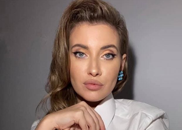 Iulia Albu prezintă o nouă emisiune la Antena Stars. Va comenta ținutele vedetelor la „Poliția modei”