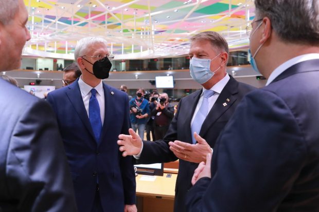Deplasările externe ale lui Klaus Iohannis în 2021 au costat aproape de trei ori mai mult ca anul trecut