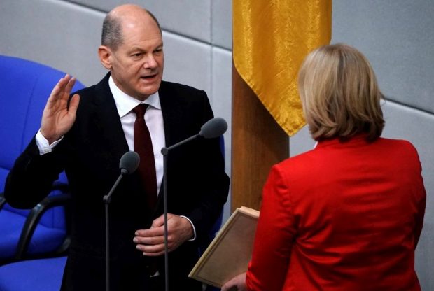 Social-democratul Olaf Scholz, învestit în funcția de cancelar al Germaniei. Era Merkel a luat sfârșit