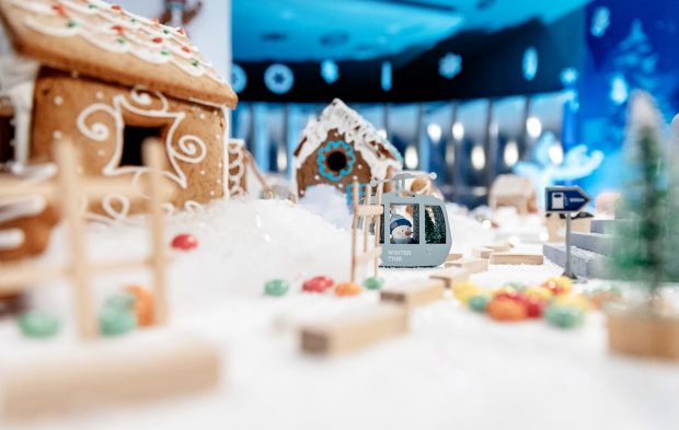 Descoperă și tu atmosfera Sărbătorilor de poveste la Promenada Mall: întâlniri cu Moș Crăciun, expoziție de turtă dulce și cele mai frumoase surprize de pus sub brad