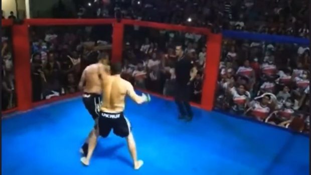 Un primar din Brazilia și-a provocat adversarul politic la o luptă în ringul de MMA. Meciul a fost organizat cu susținători în tribune
