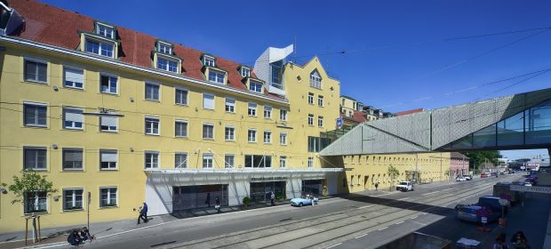 De ce mulți români aleg să se trateze de cancer pulmonar într-un spital din Viena – chirurgie minim invazivă, disponibilă în Centrul de Pneumologie al Spitalului Privat Döbling