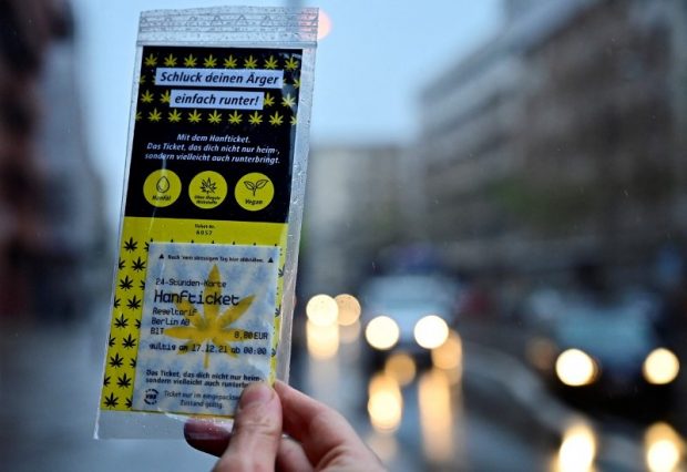 Cât costă un bilet comestibil cu ulei de canabis pentru transportul public din Berlin